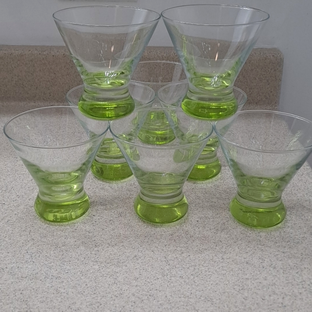Set of 8 Green Fade Retro Looking Stemless‎ Martini or Cocktail glasses